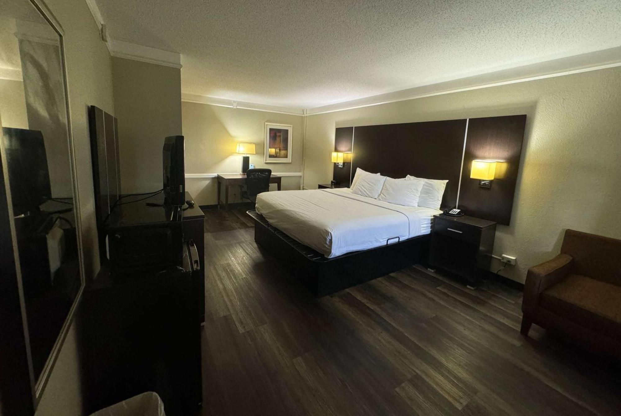 Travelodge By Wyndham Tuscaloosa Dış mekan fotoğraf