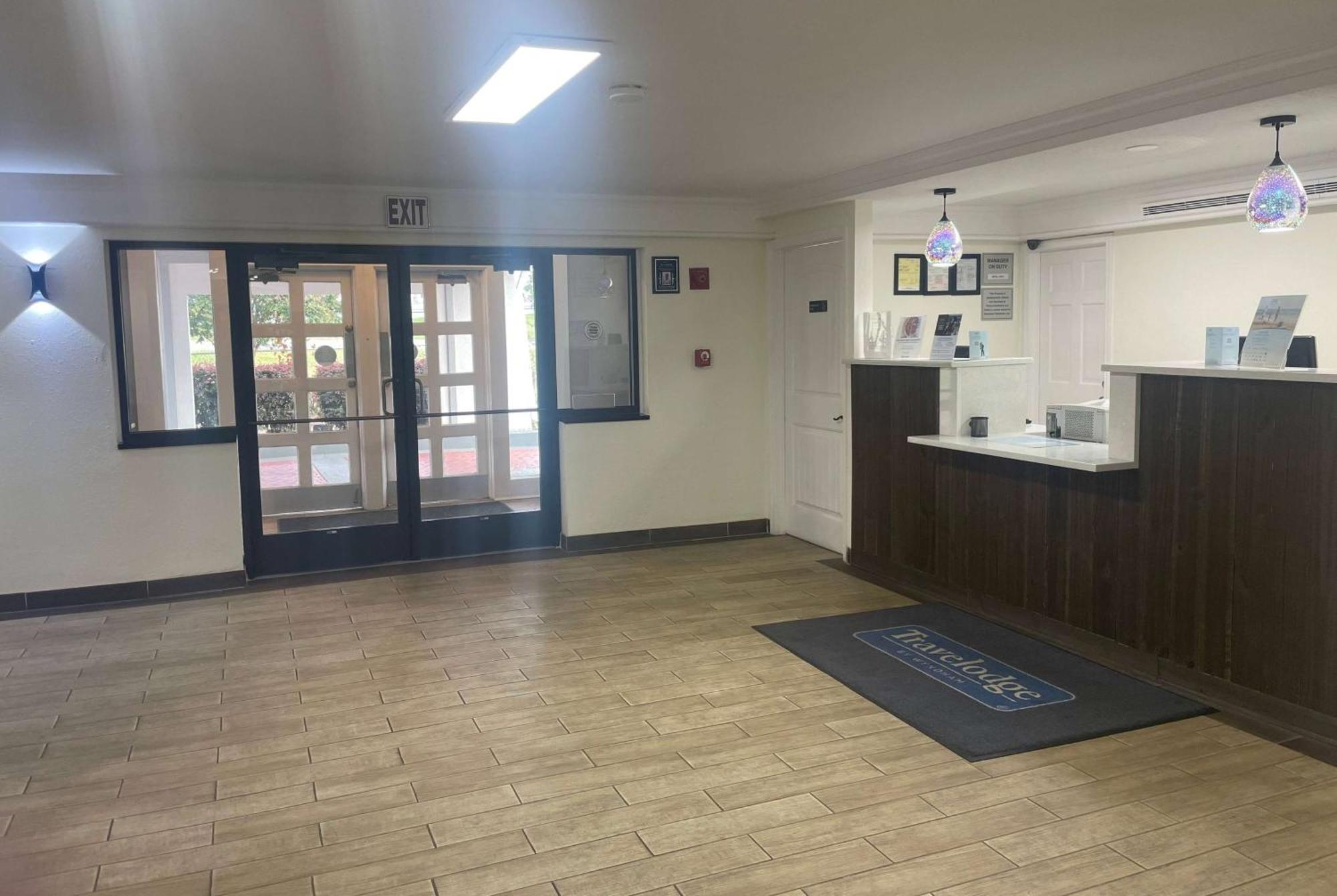 Travelodge By Wyndham Tuscaloosa Dış mekan fotoğraf